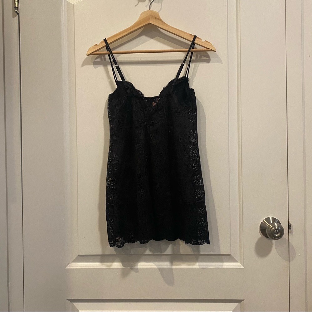 Victoria’s Secret Vintage Lace Chemise - Picture 3 of 3